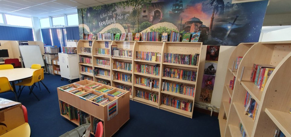 Ally meets young readers in library at Padnell Juniors